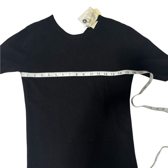 NWT Qi Cashmere Sweater in XS, crew neck with tie back and flared sleeves - Picture 3 of 8